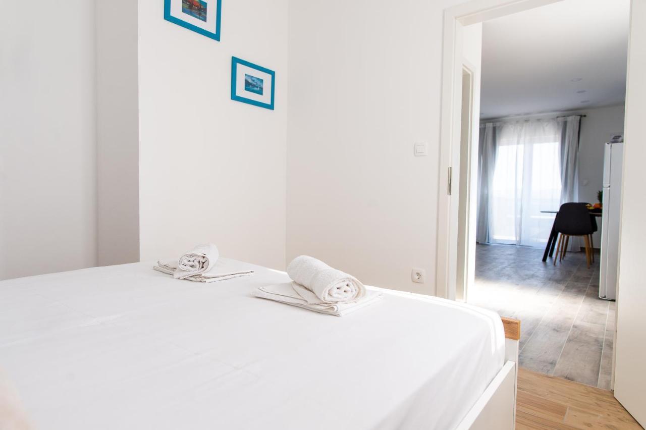 Exclusive Villa Almissa With Swimming Pool And Sea View Lokva Rogoznica Exterior photo