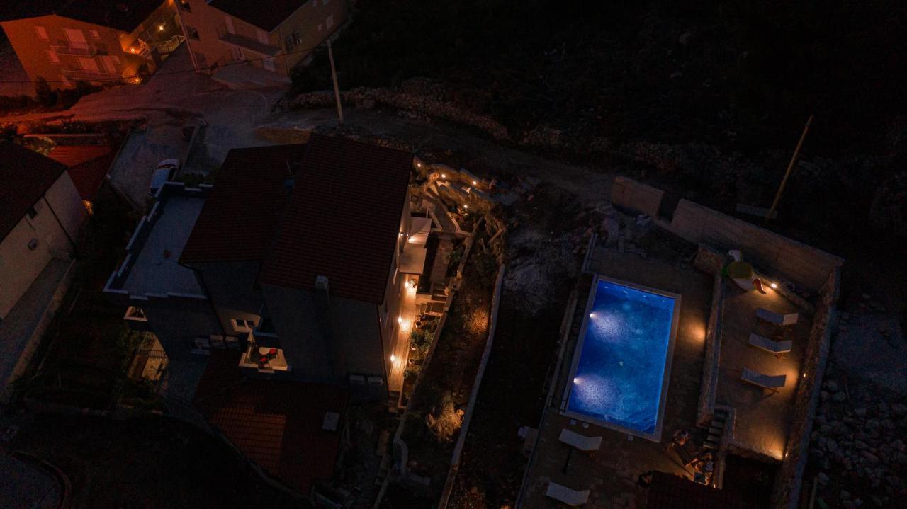 Exclusive Villa Almissa With Swimming Pool And Sea View Lokva Rogoznica Exterior photo