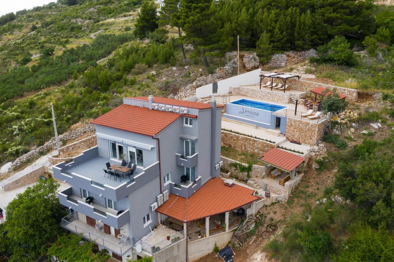 Exclusive Villa Almissa With Swimming Pool And Sea View Lokva Rogoznica Exterior photo